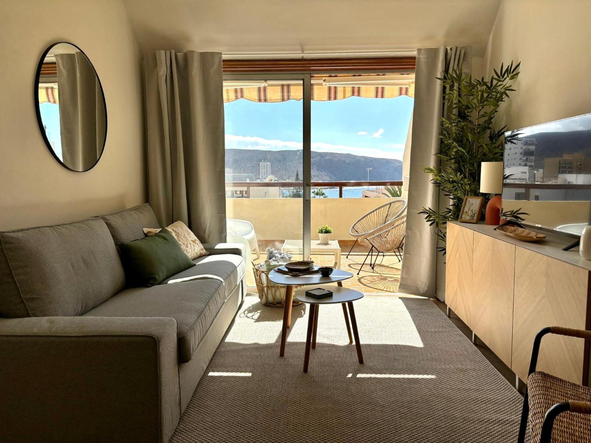 Seaview Apartment - Los Cristianos Los Cristianos  Esterno foto